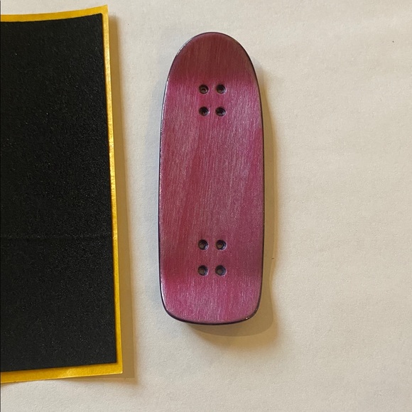 Pink Polka Dot fingerboard Deck - Picture 2 of 4